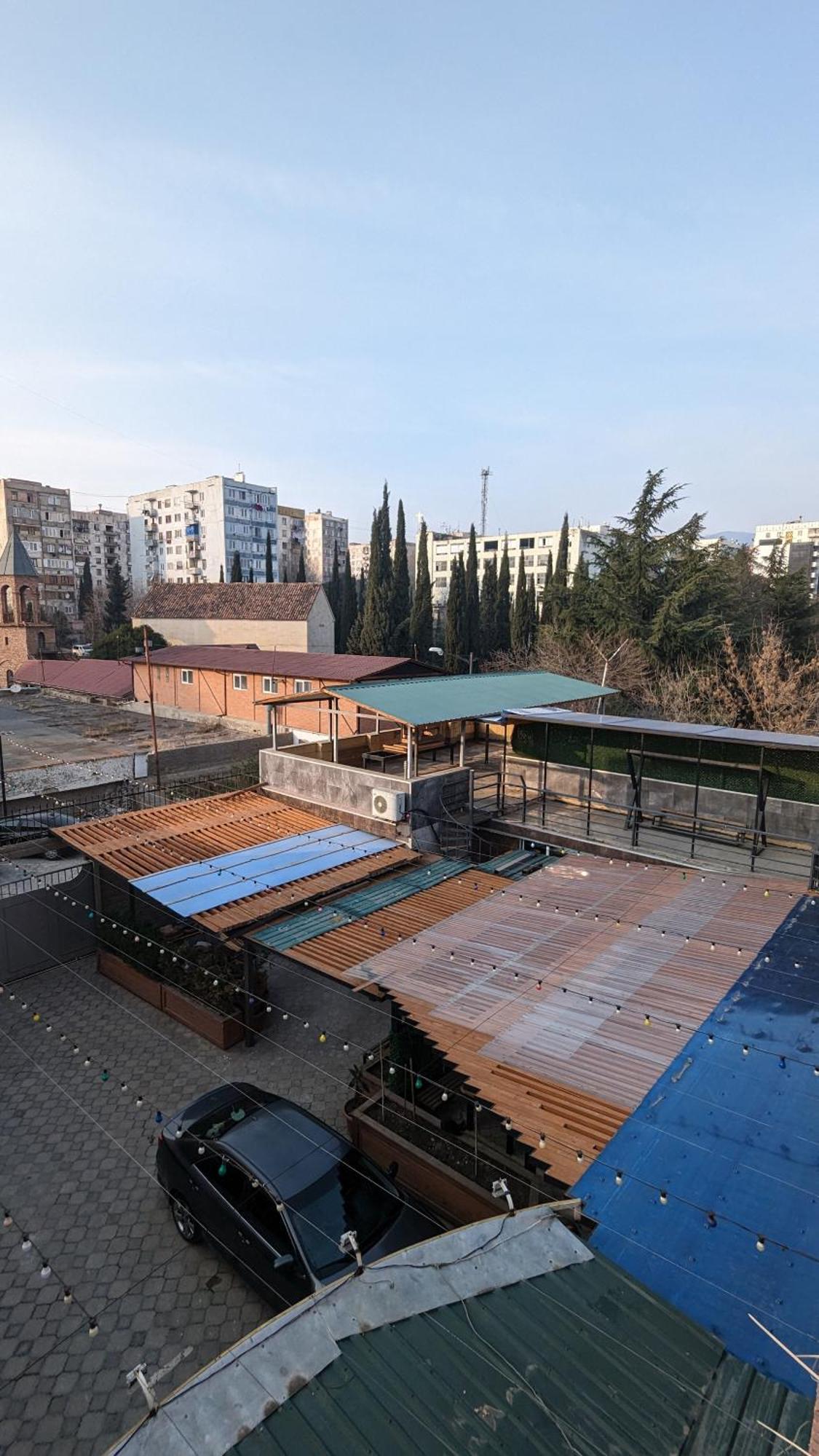 Dkd-Bridge Hotel Tbilisi Buitenkant foto