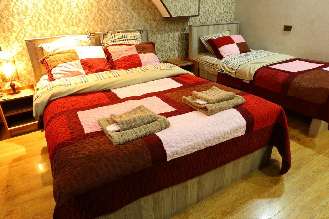 Dkd-Bridge Hotel Tbilisi Buitenkant foto